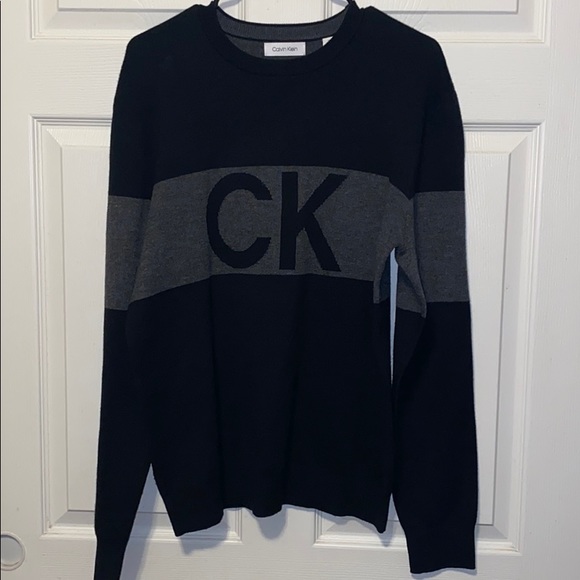 Calvin Klein Sweater - Picture 1 of 8